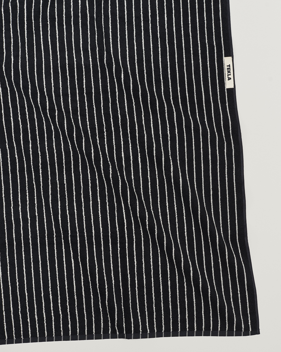 Herren | Textilien | Tekla | Organic Terry Bath Towel Black Stripe