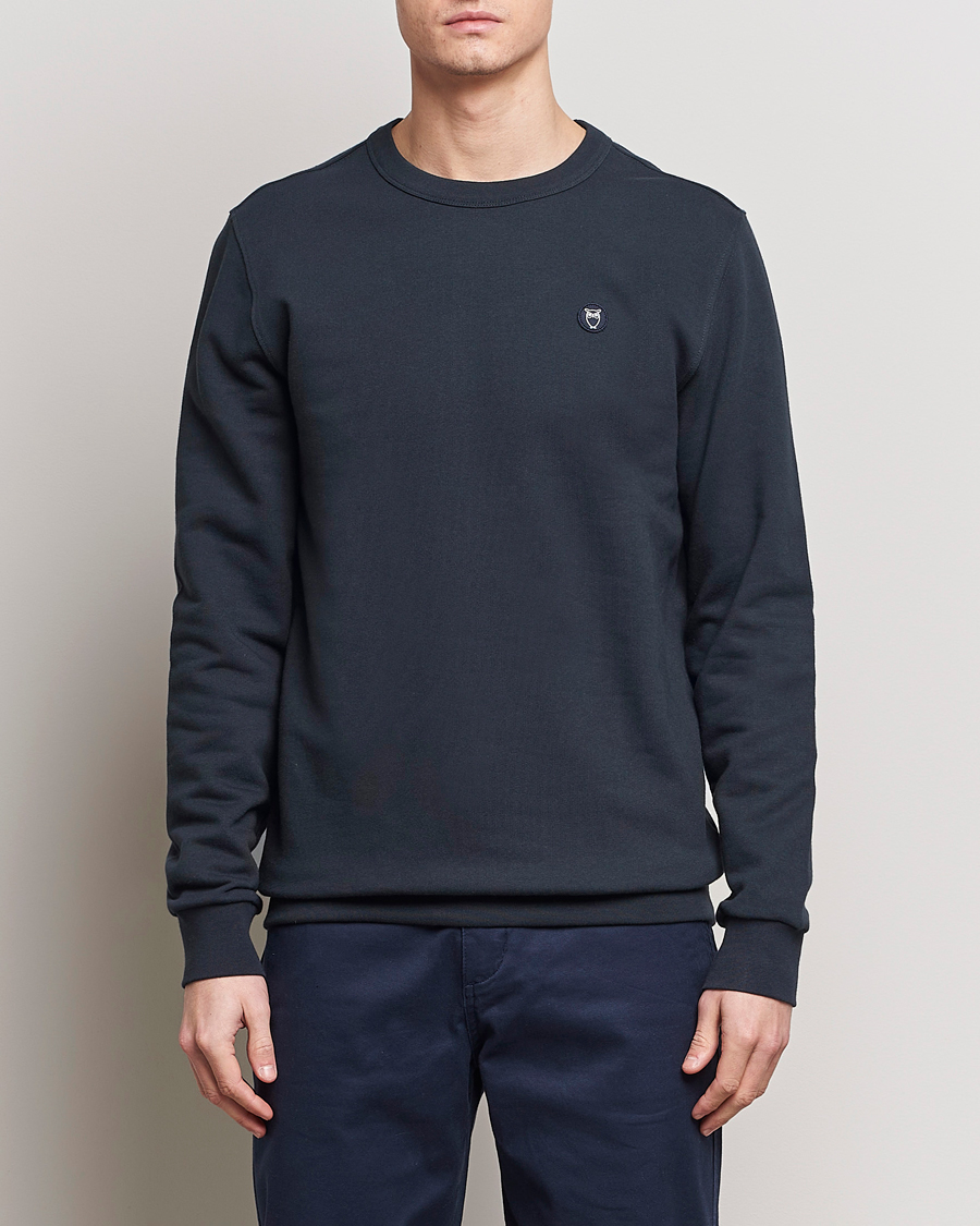 Herren | KnowledgeCotton Apparel | KnowledgeCotton Apparel | Erik Badge Sweatshirt Total Eclipse