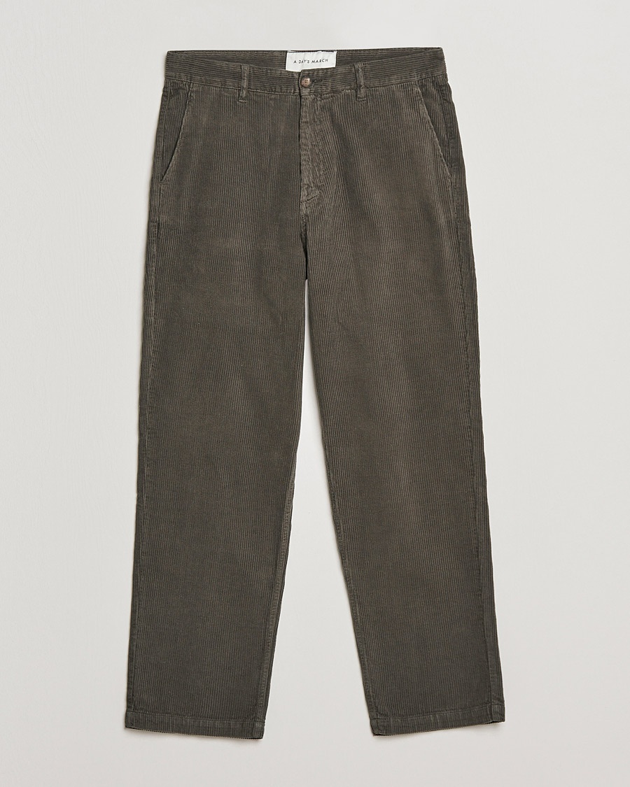 Herren | Sale kleidung | A Day's March | Redwood Corduroy Trousers Olive