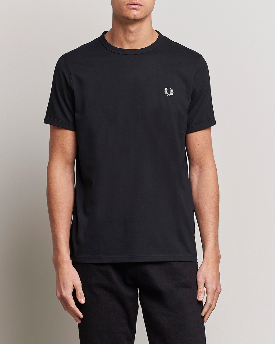 Fred Perry Ringer Crew Neck Tee Black bei Care of Carl