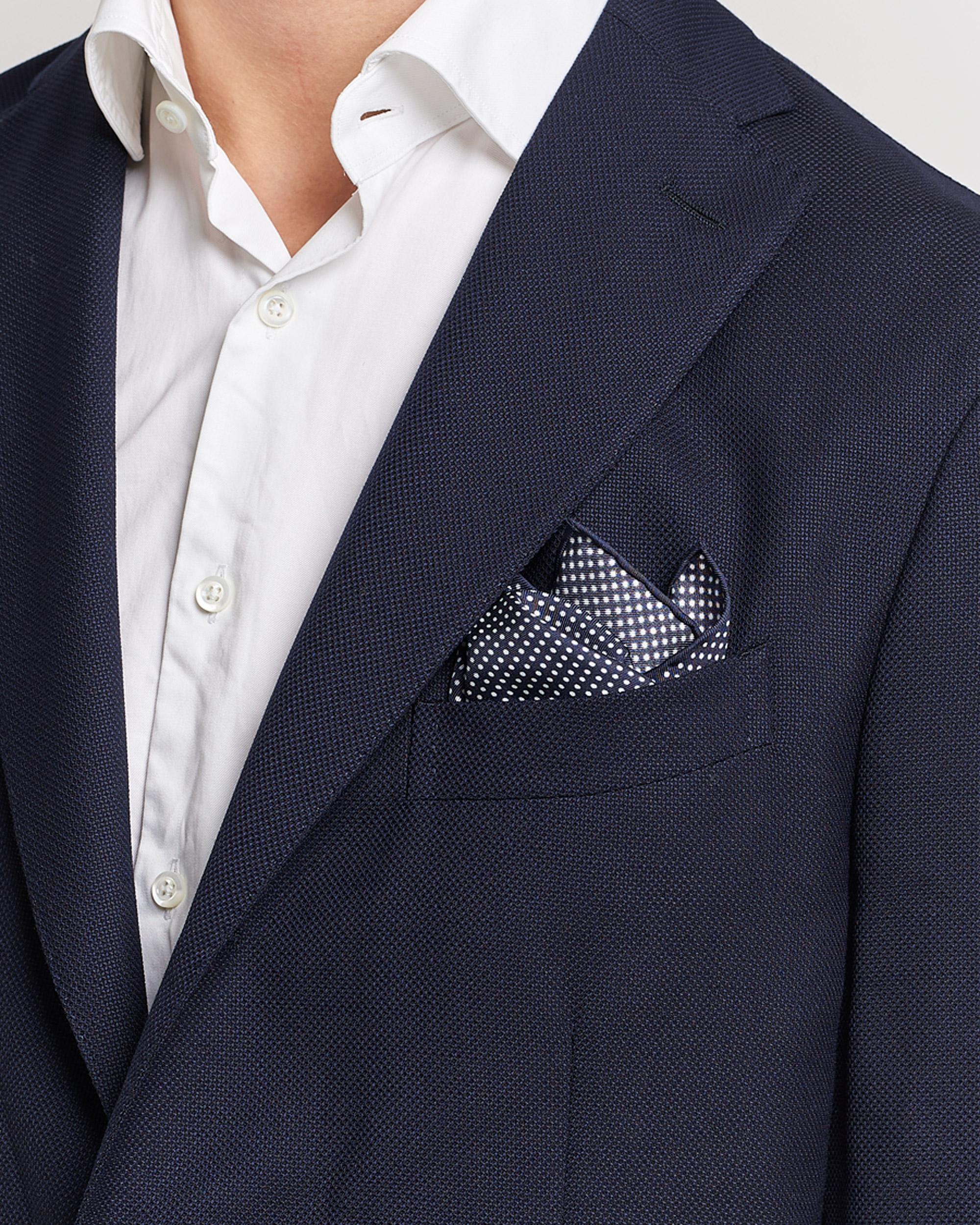 Herren |  | Eton | Silk Polka Dot Pocket Square Navy