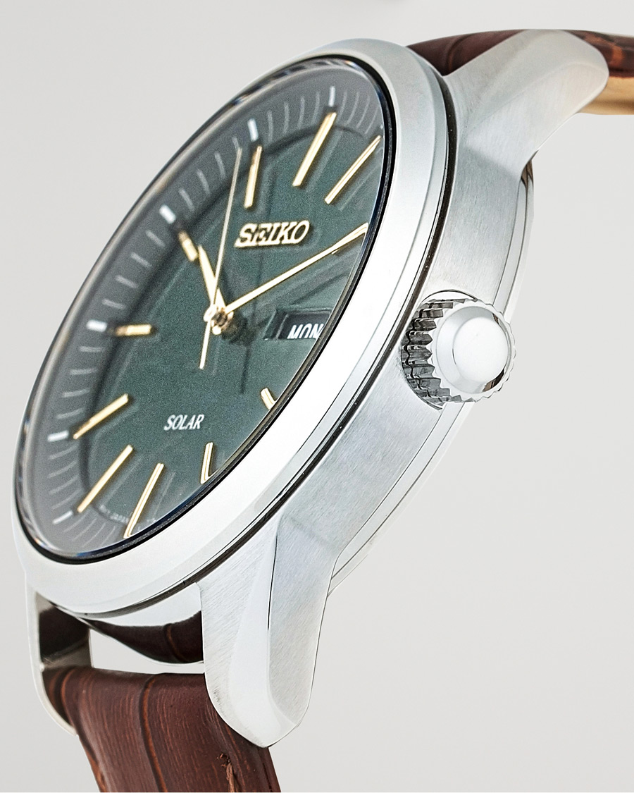 Seiko Solar 40mm Sapphire Green Dial