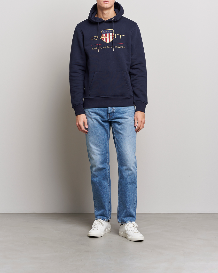 GANT Archive Shield Hoodie Evening Care of Carl bei Blue