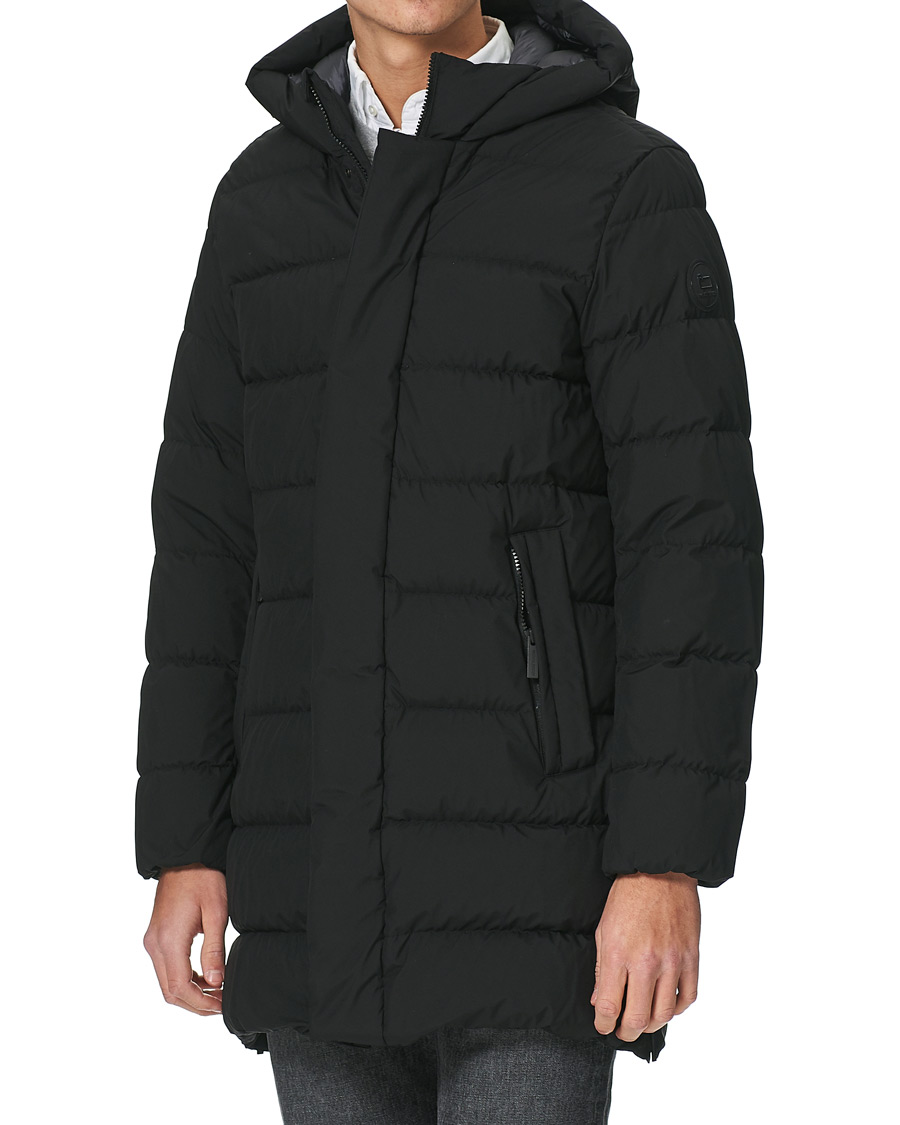 Woolrich High Tech Quilted Long Jacket Black bei CareOfCarl.de