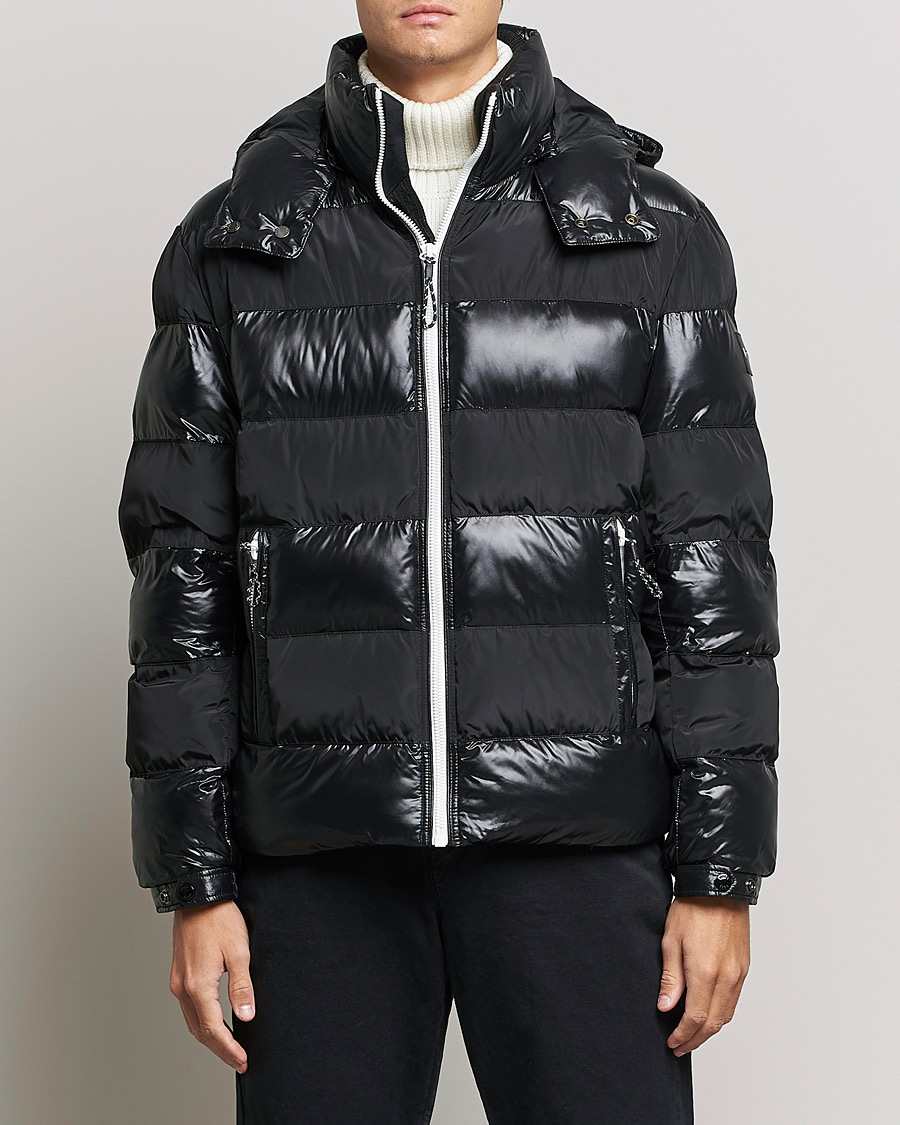 Cutlero Glossy Puffer Jacket Black bei Care of Carl