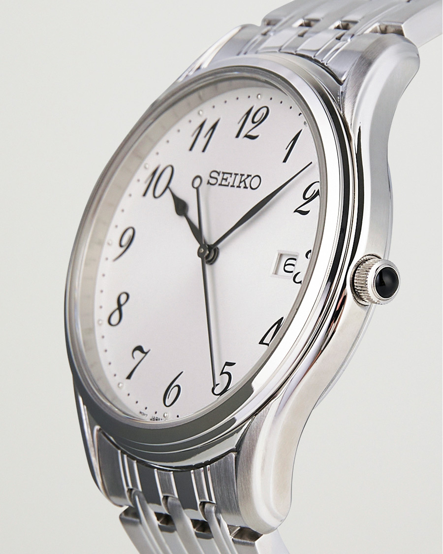 Seiko Classic Date 39mm Steel White Dial