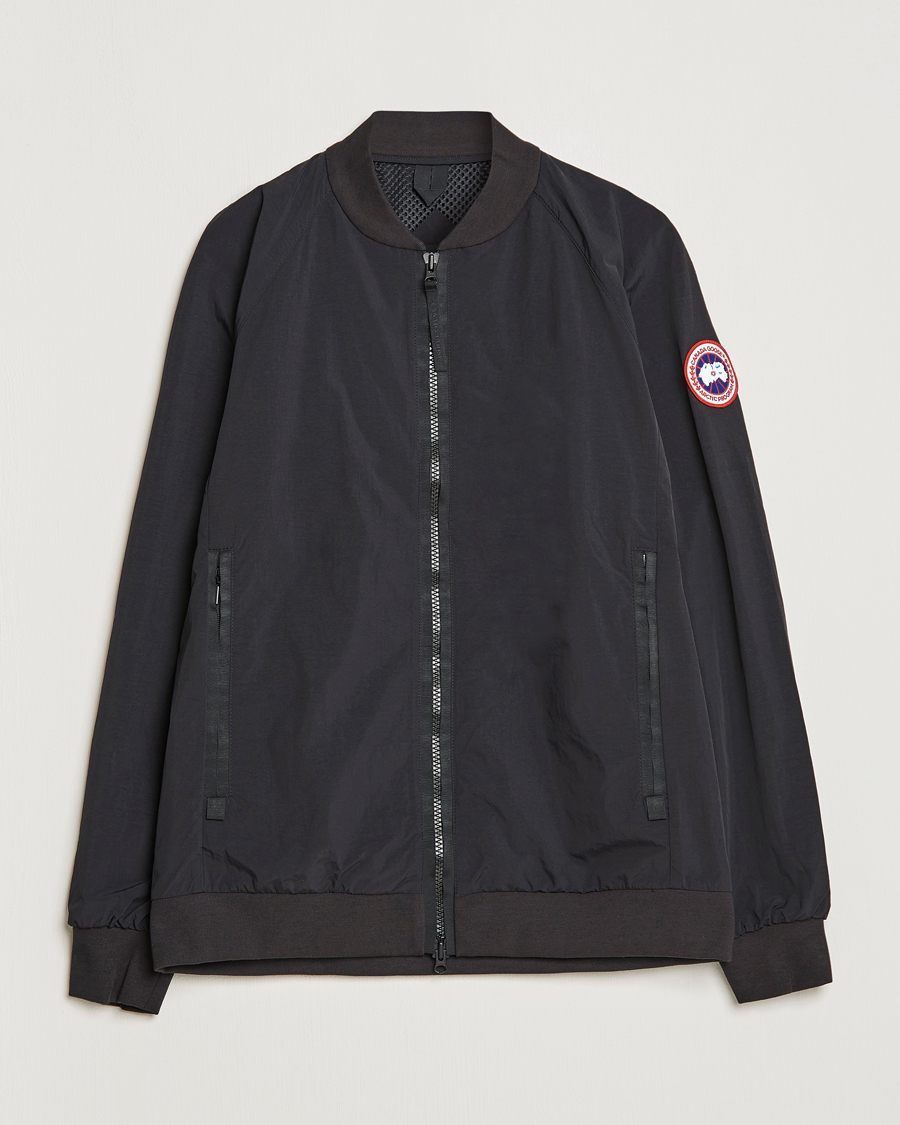 Black canada goose bomber jacket on sale