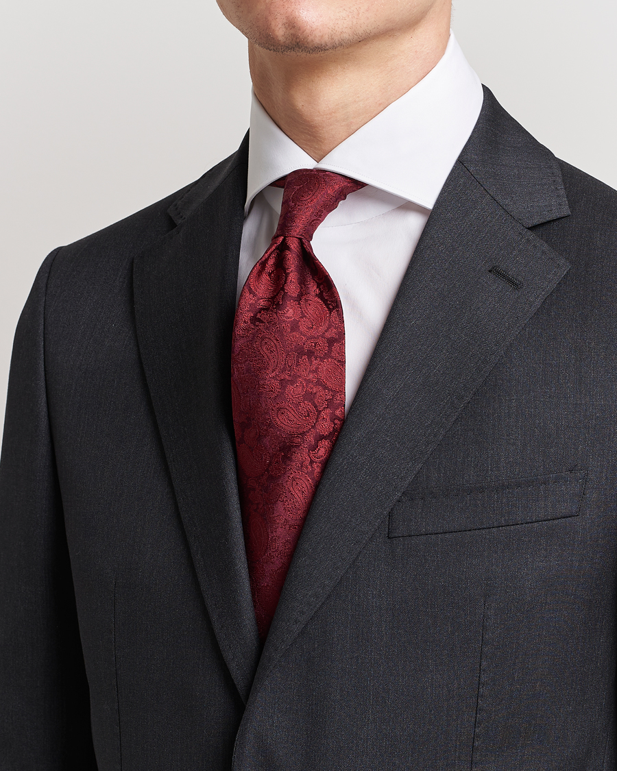 Herren |  | Amanda Christensen | Silk Tonal Paisley Tie 8 cm Wine