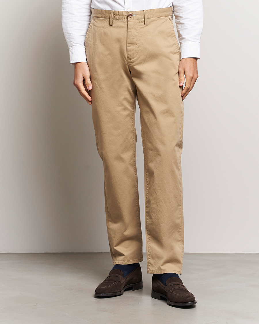 Chino of Khaki Fit Twill Dark GANT Care bei Carl Regular