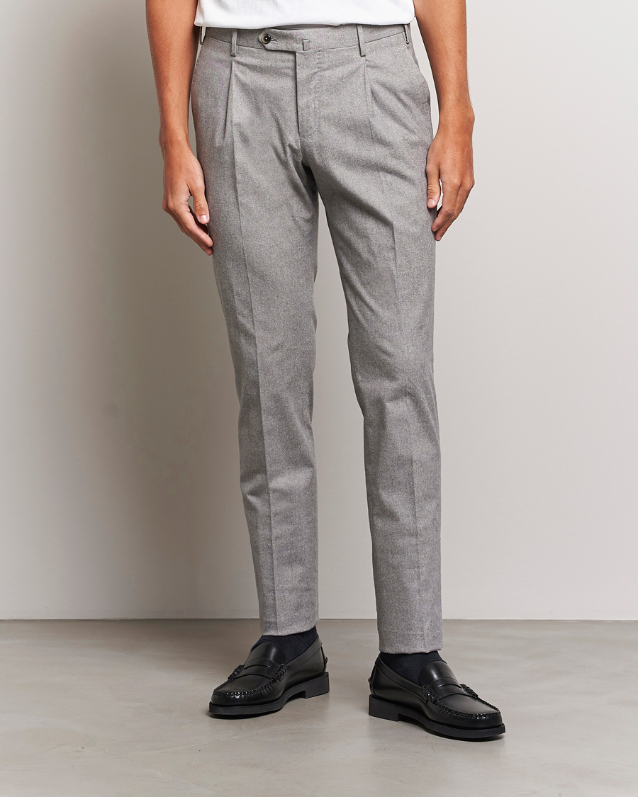 Linen/Cotton Twill Pleated Trousers - White — The Anthology