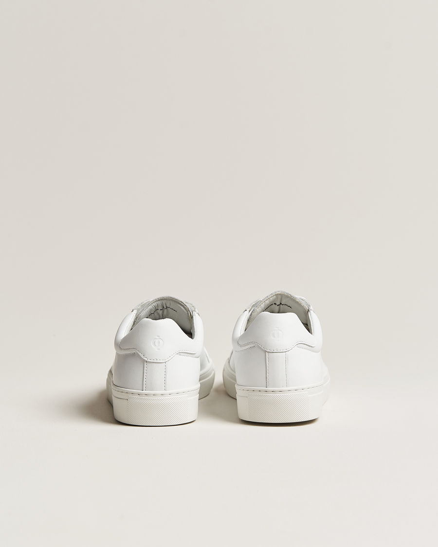 How to care hot sale for white sneakers