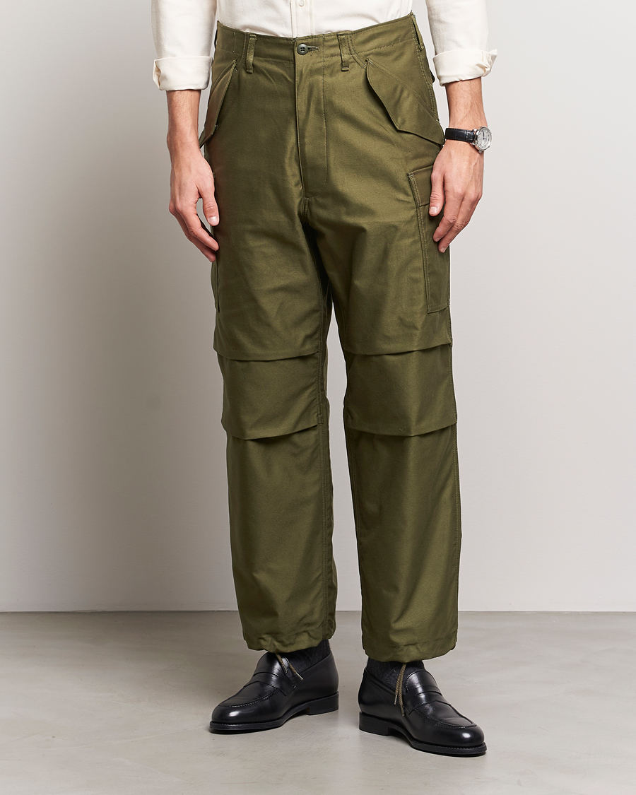 Military cargo pants - ファッション