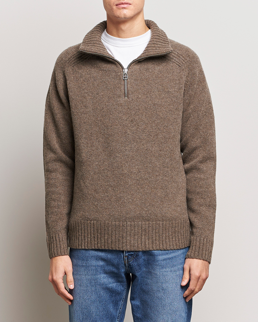 Herren |  | A Day\'s March | Cullen Half-Zip Lambswool Sweater Dark Taupe