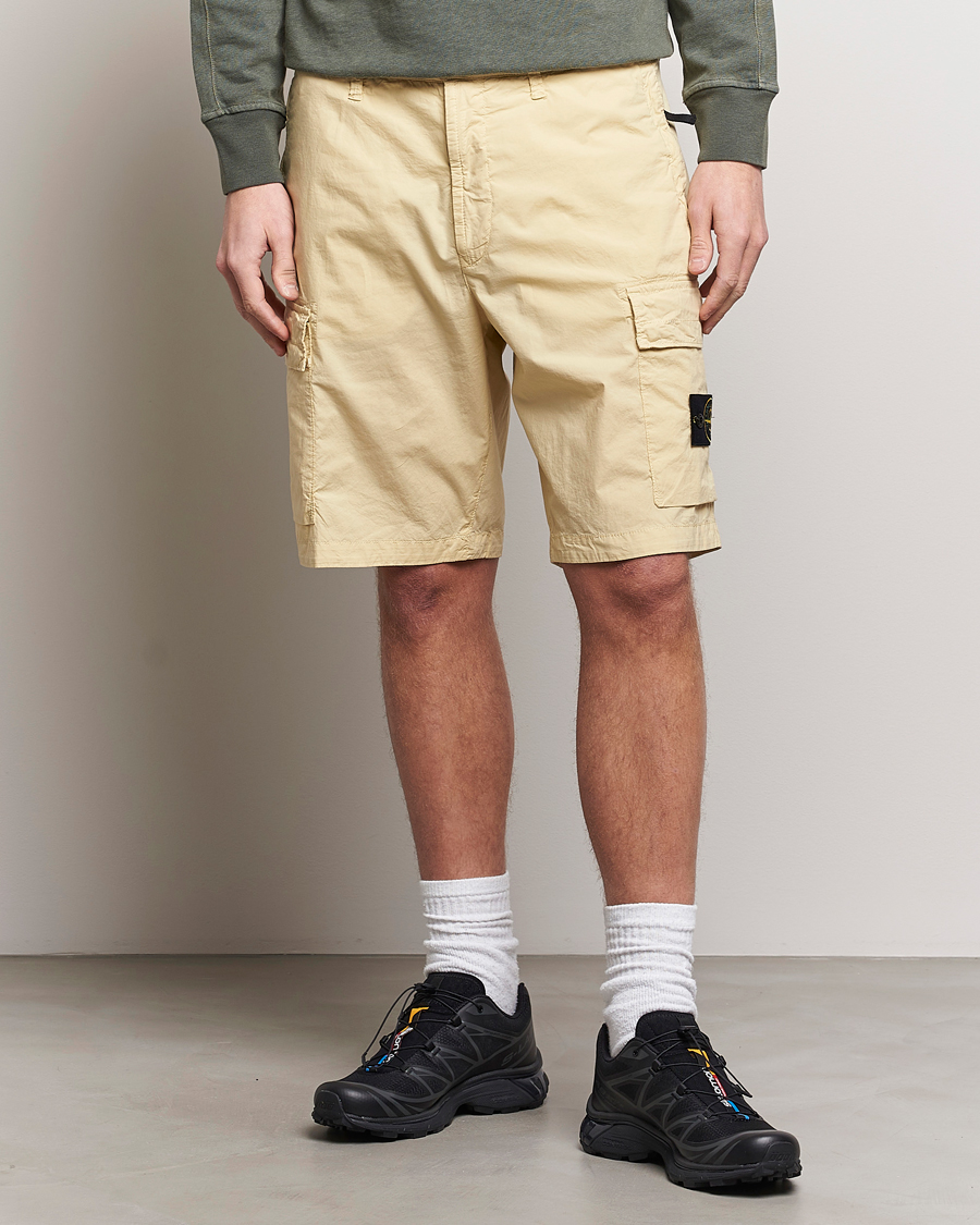 Herren |  | Stone Island | Stretch Cotton Tela Regular Fit Cargo Shorts Beige