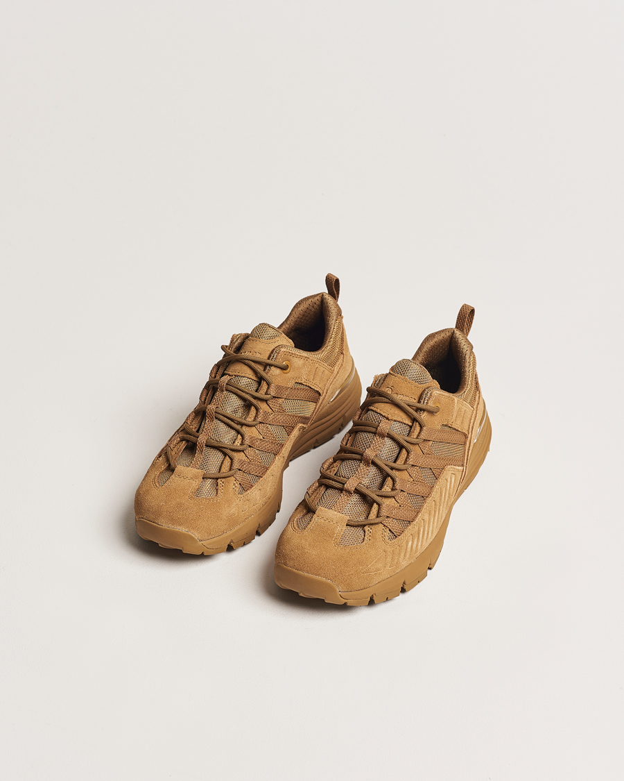 Herren |  | Danner | Fullbore Low Suede Hiking Sneaker Coyote