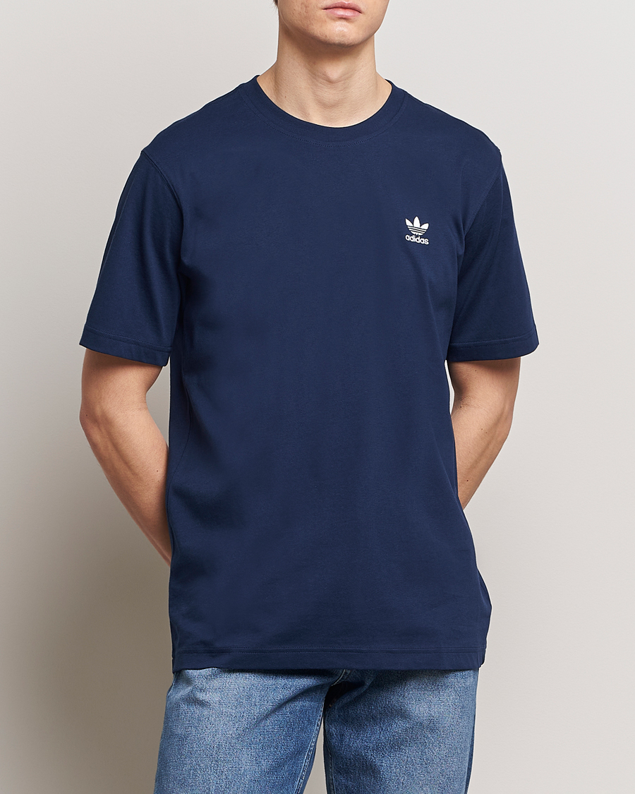 Herren |  | adidas Originals | Essential Crew Neck T-Shirt Nindig