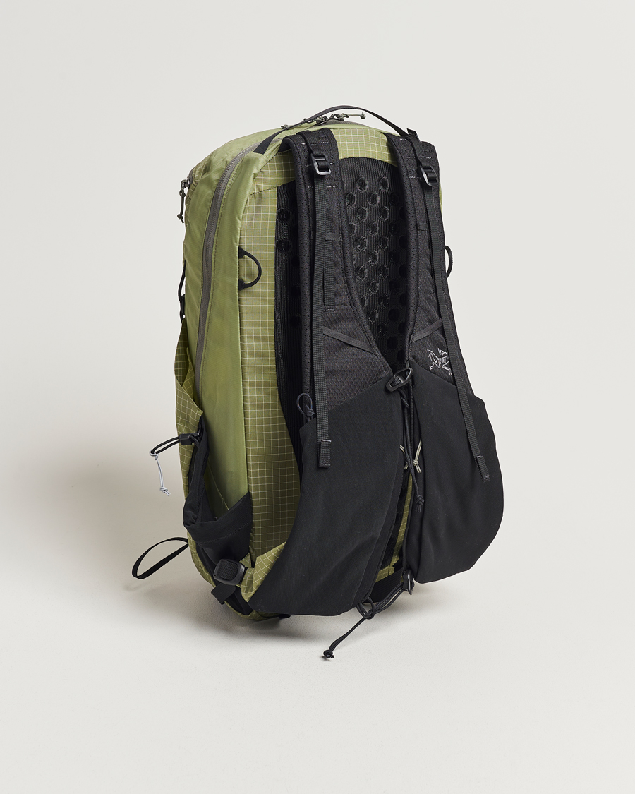 Herren | Neu im Onlineshop | Arc\'teryx | Aerios 18L Backpack Chloris/Forage