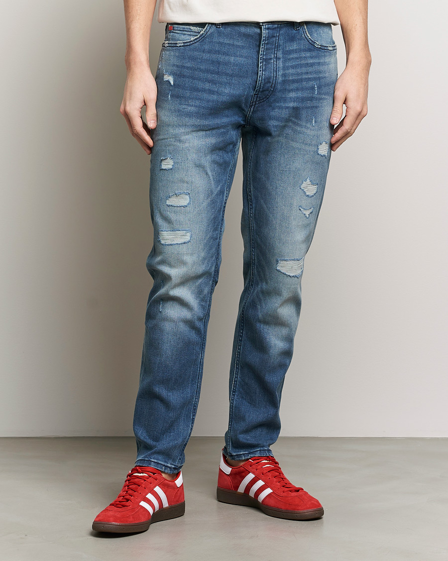 Herren | 50% sale | HUGO | 634 Tapered Fit Stretch Jeans Bright Blue