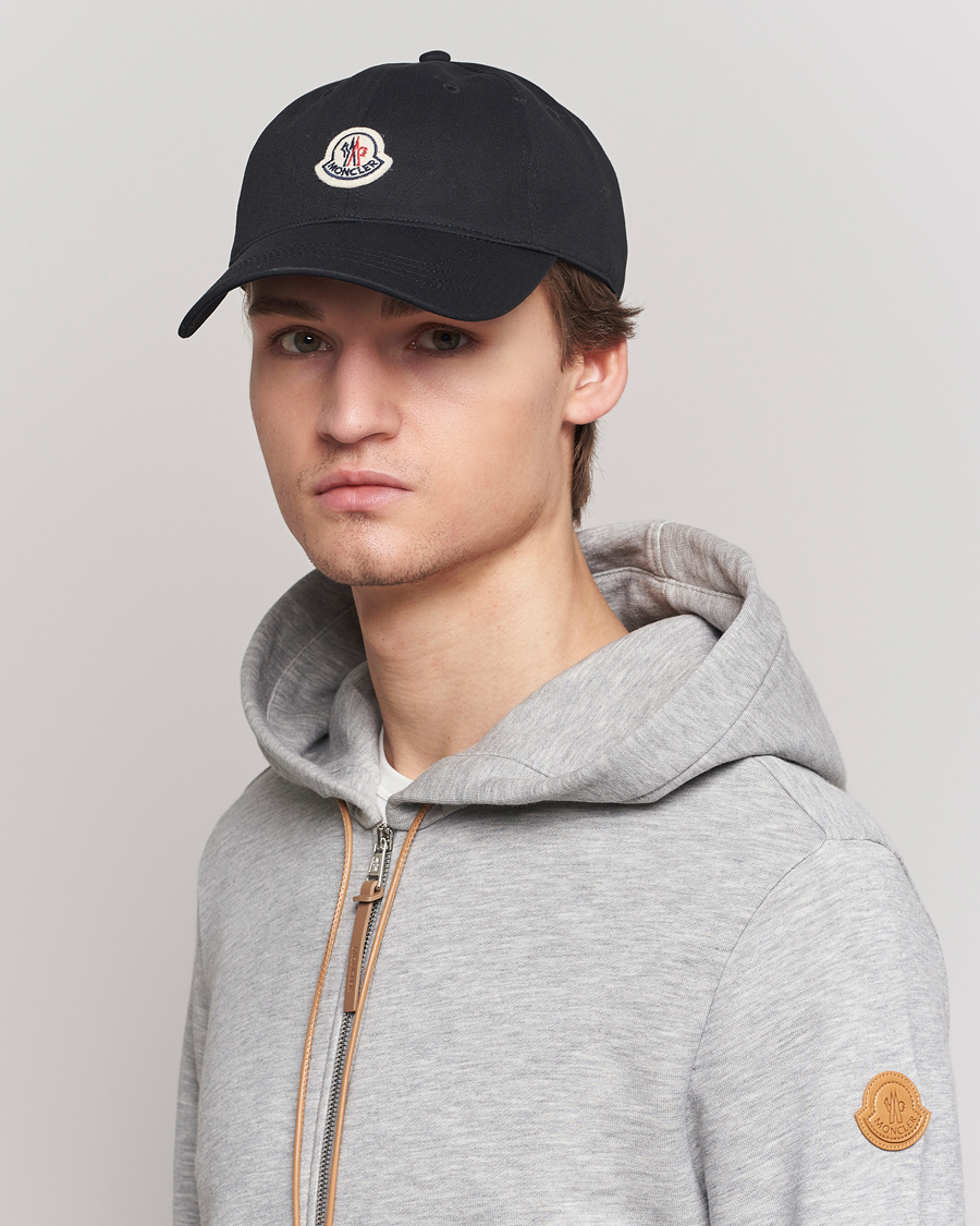 Black moncler hat mens online