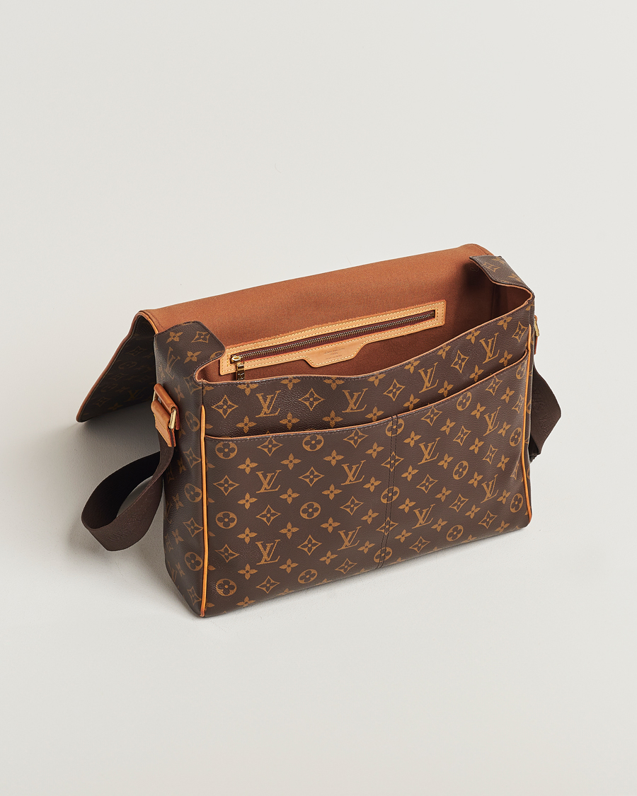 Louis Vuitton Pre Owned Abbesses Messenger Bag Monogram