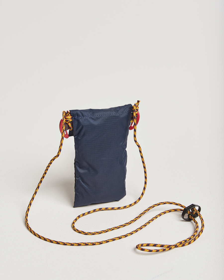 Herren |  | Klättermusen | Algir Lanyard Pocket Bag Indigo Blue