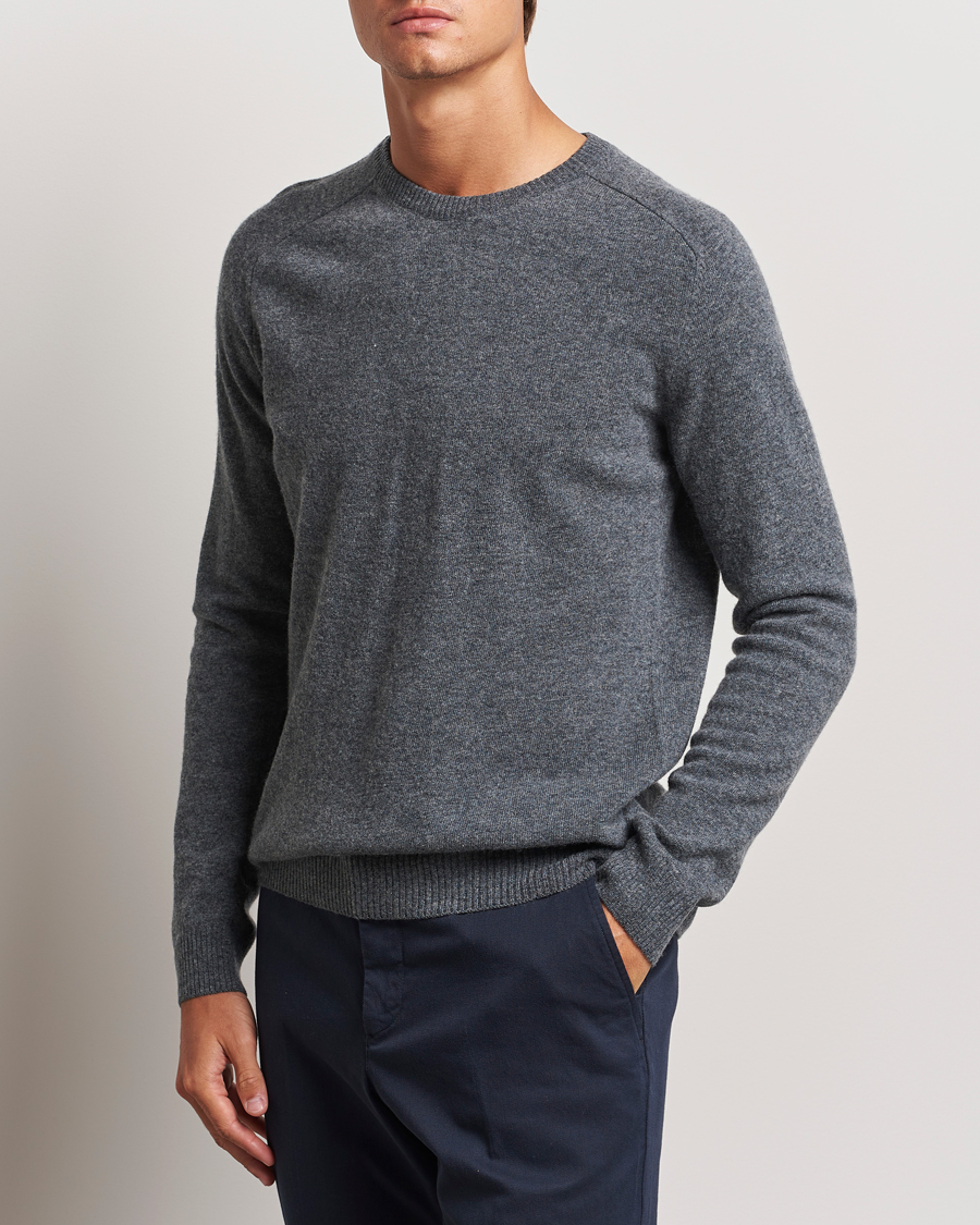 Herren | Strickpullover | KnowledgeCotton Apparel | Lambswool Roundneck Dark Grey