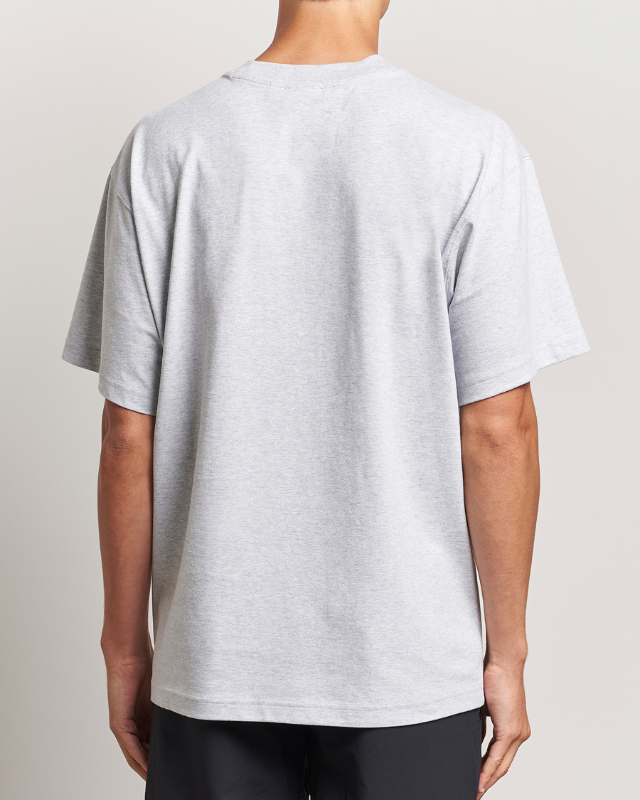 adidas Originals Essential Crew Neck T Shirt Light Grey