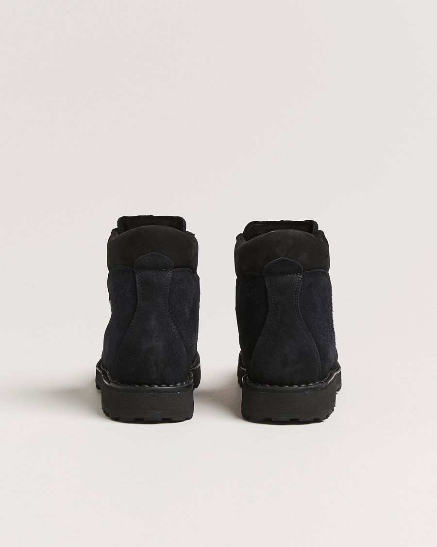 Black suede boots online