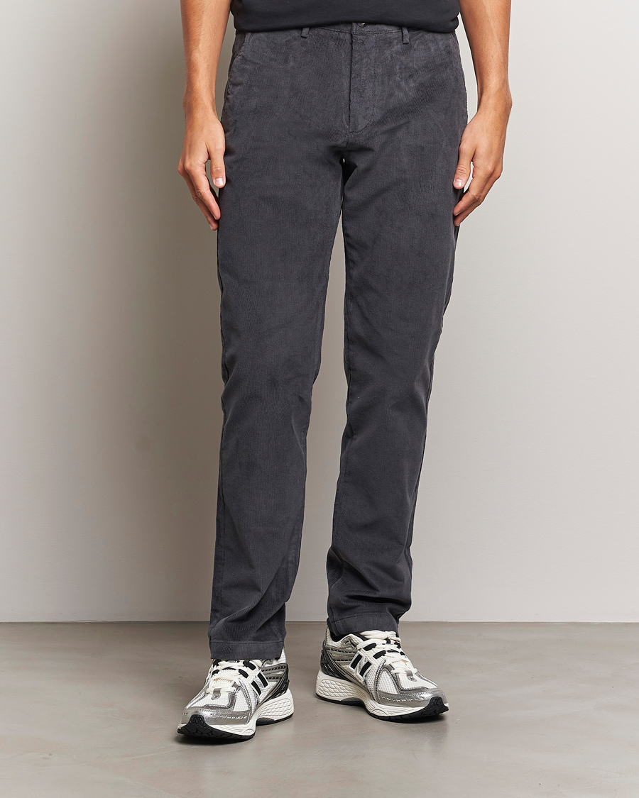 Herren |  | Dockers | Slim Cotton Corduroy Chino Asphalt