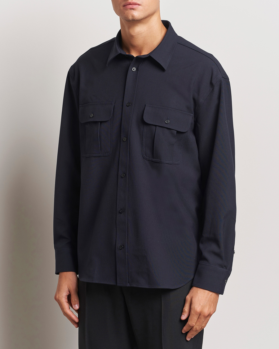 Herren | An overshirt occasion | Filippa K | Relaxed Flannel Patch Pocket Shirt Navy