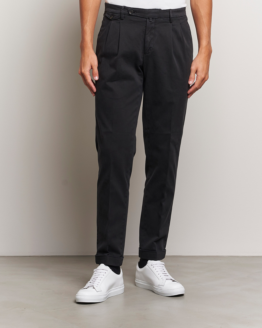 Herren | Smart Casual | Briglia 1949 | Easy Fit Pleated Cotton Stretch Chino Black