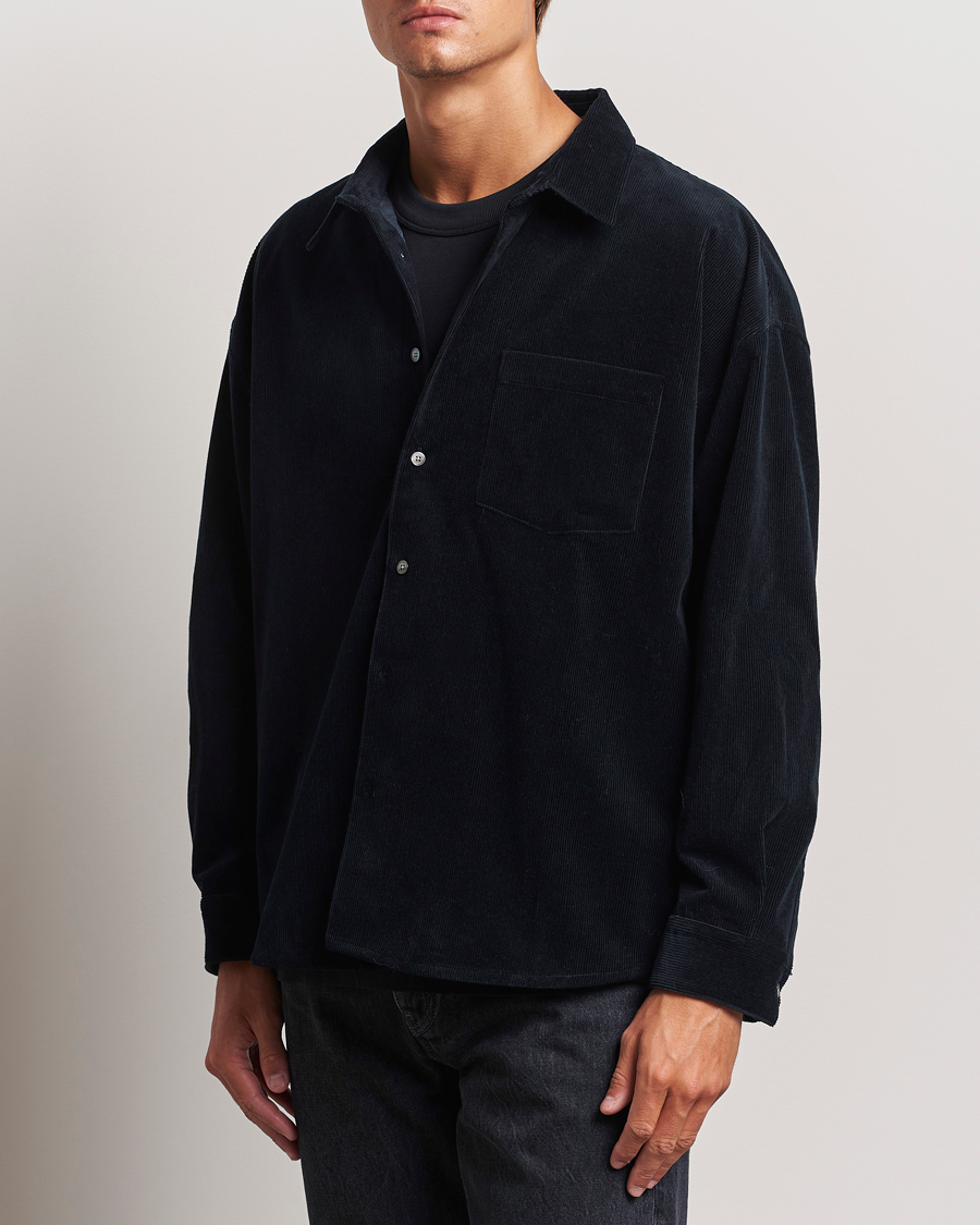 Herren | An overshirt occasion | FRAME | Relaxed Corduroy Overshirt Dark Navy