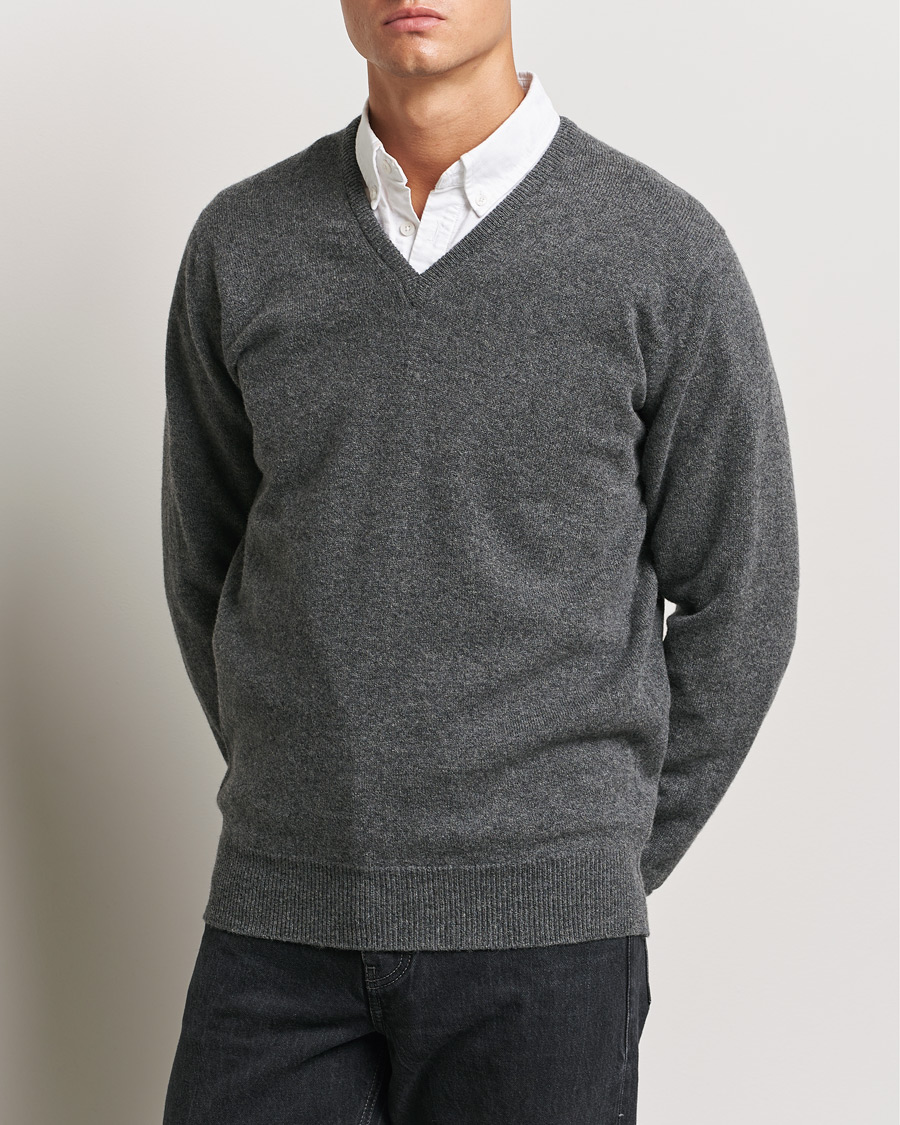 Herren |  | William Lockie | Rob Lambswool V-Neck Cliff