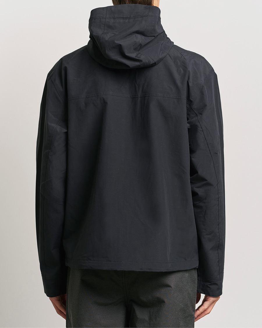 The North Face M66 Ripstop Rain Jacket Black bei Care of Carl