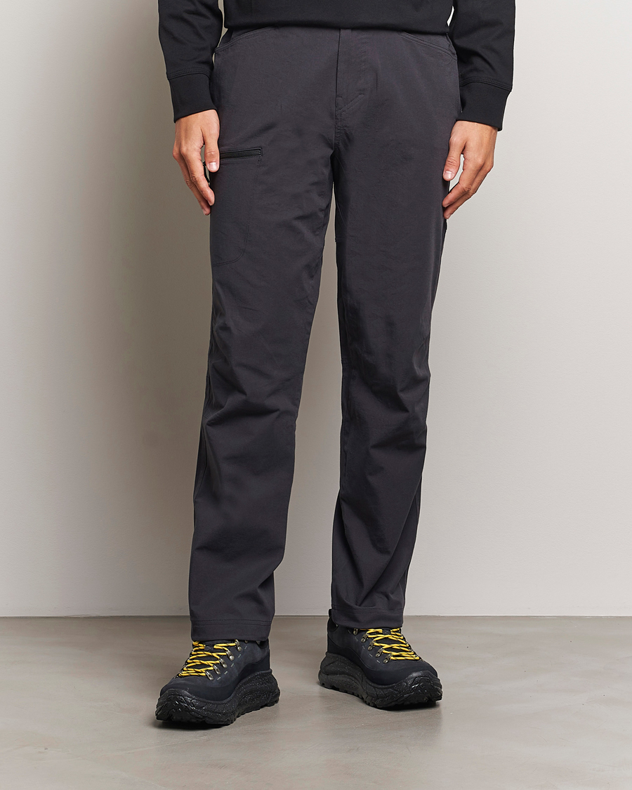 Herren |  | Patagonia | Venga Rock Pants Ink Black