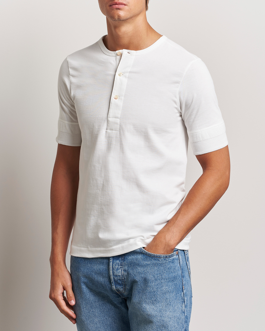 Herren | Kurzarm T-Shirt | Merz b. Schwanen | Short Sleeve Organic Cotton Henley White